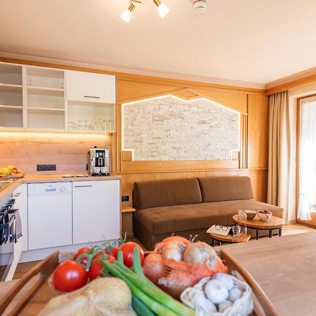 Hotel Garni Apart Tina Ischgl Exterior foto