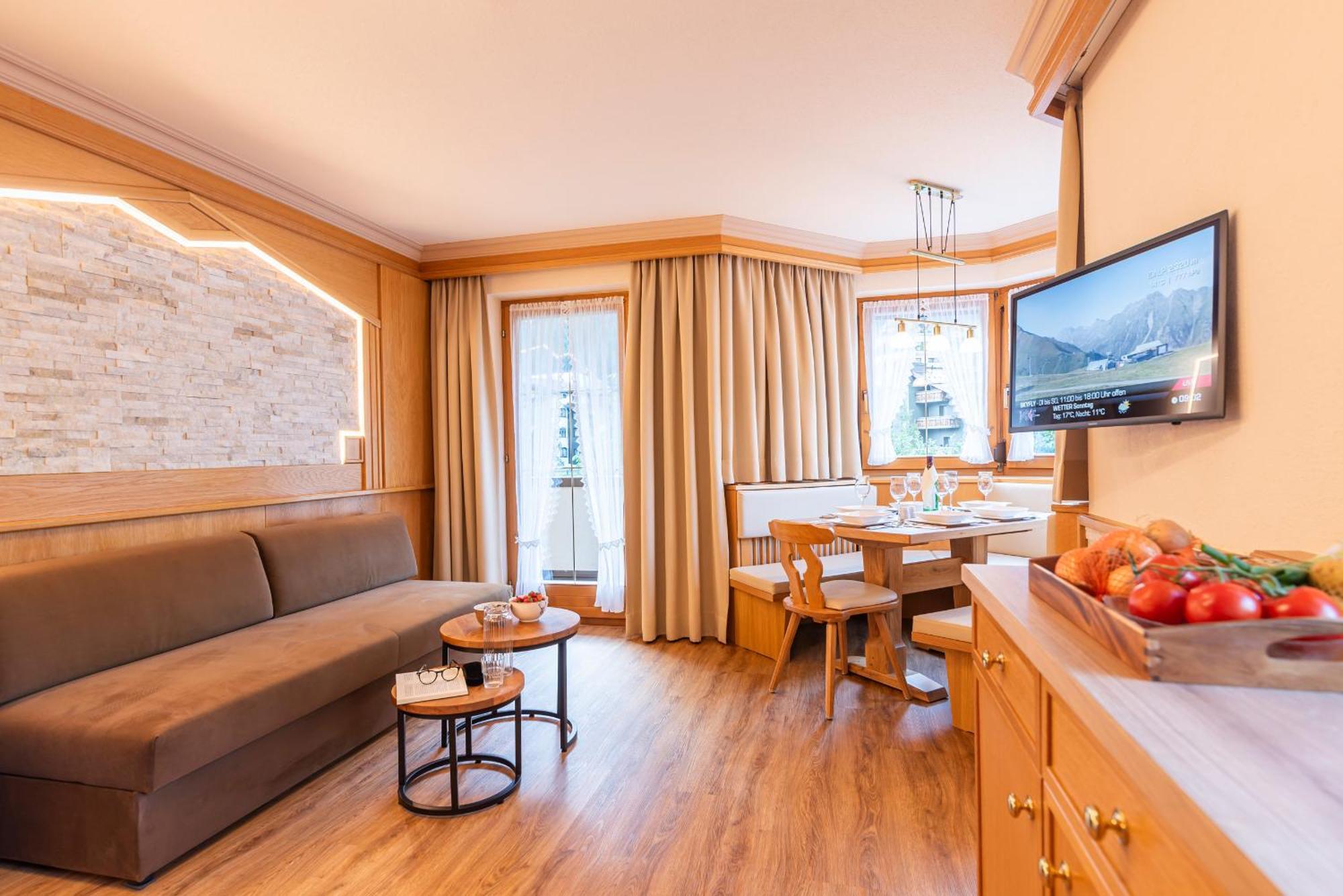 Hotel Garni Apart Tina Ischgl Exterior foto