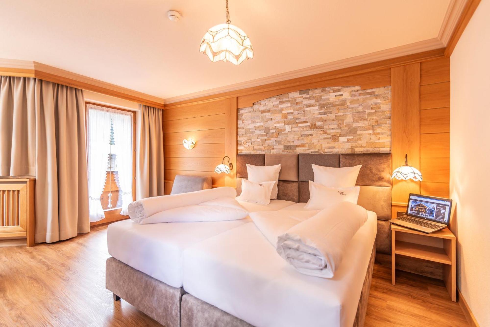 Hotel Garni Apart Tina Ischgl Exterior foto