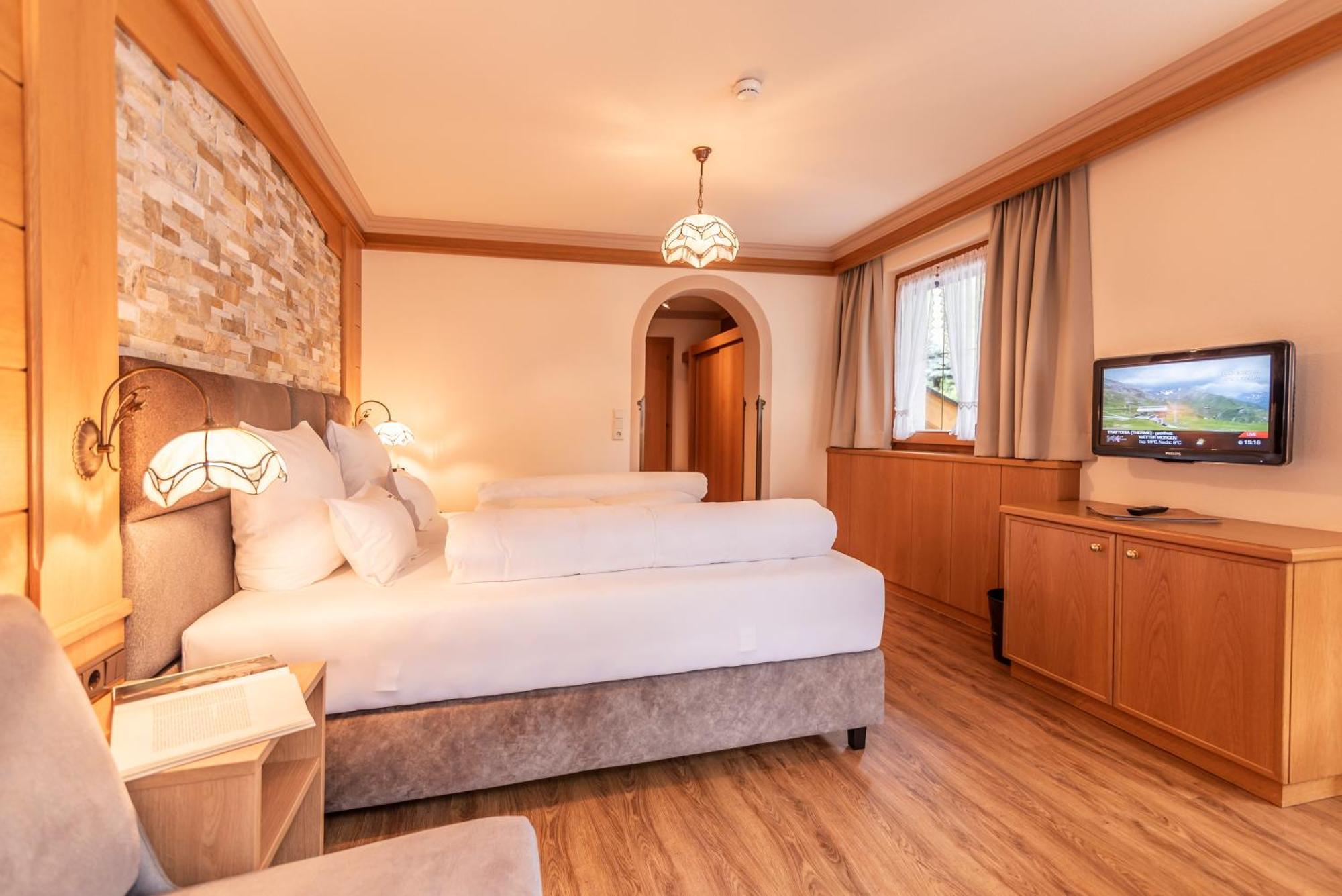Hotel Garni Apart Tina Ischgl Exterior foto